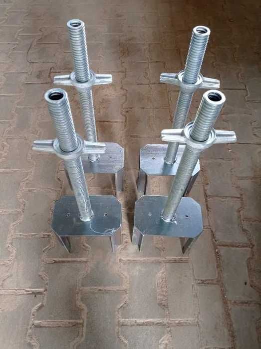 Cabeçotes Galvanizados Rosca para Prumos Tipo Cimbre - Novo