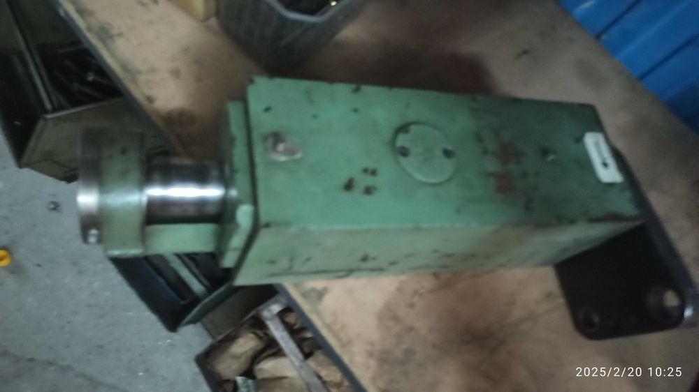 elektrowrzeciono colombo Italy do frezarki górnowrzecionowej gomad