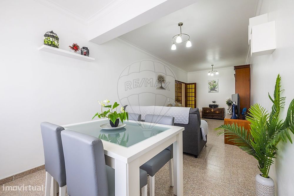 Apartamento T4 para venda