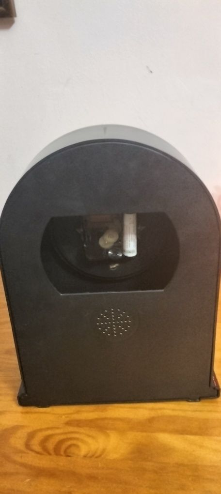 Zegar stojący firmy Quartz