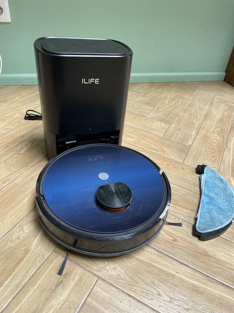 Robot odkurzająco mopujący ze stacją dokującą ILIFE T10s