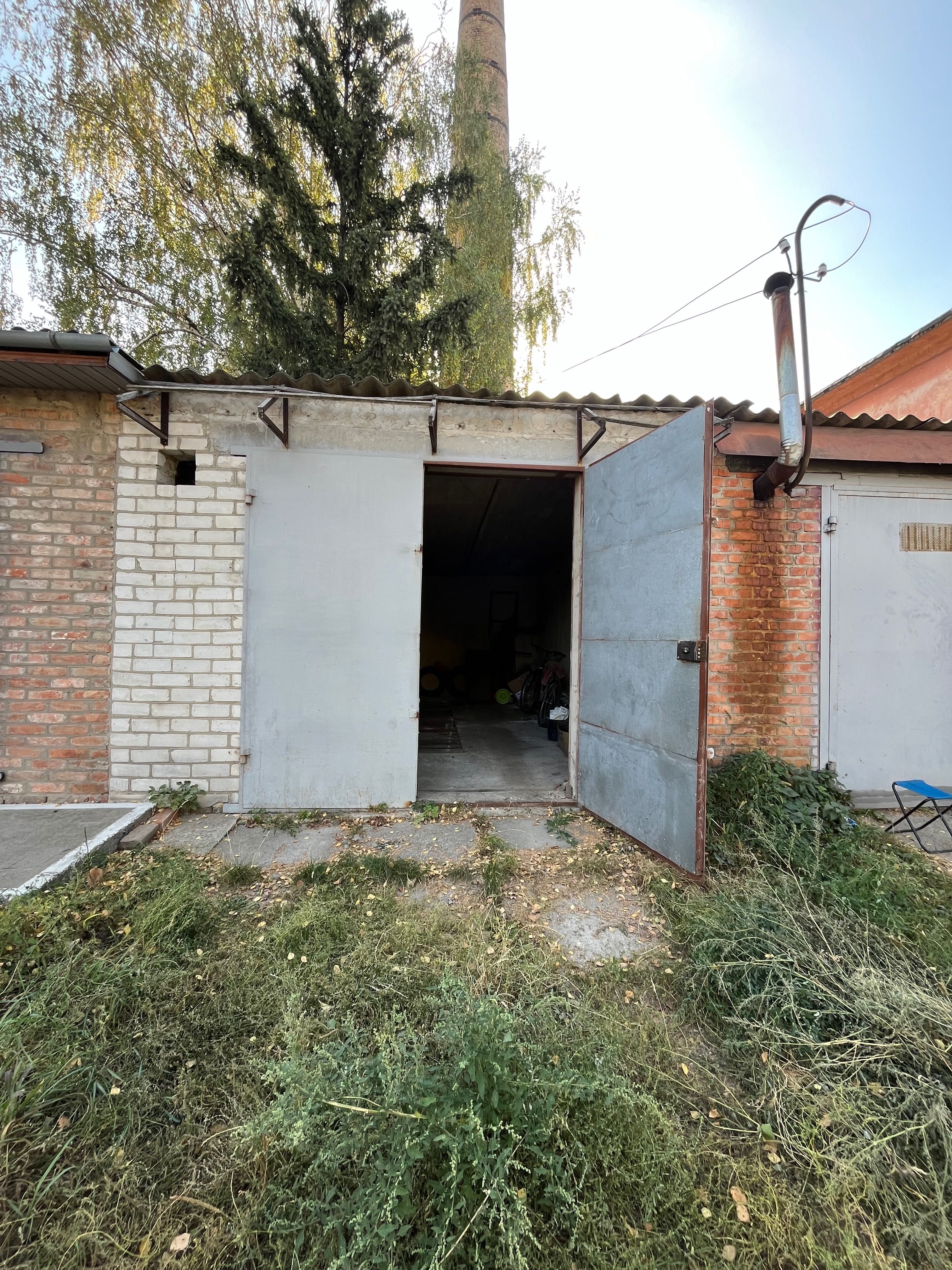 Гараж по вул. Монастирська
