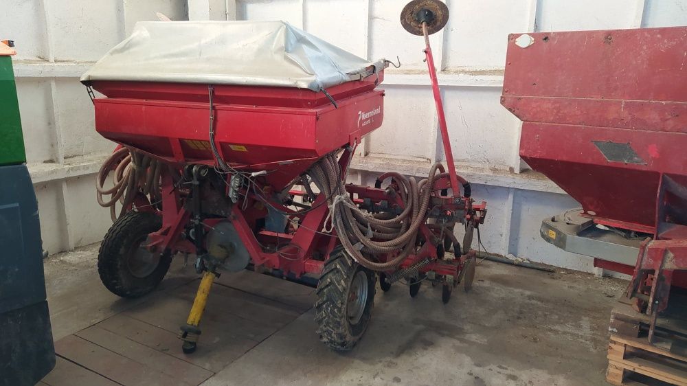 Siewnik Kverneland Accord L 4,5m