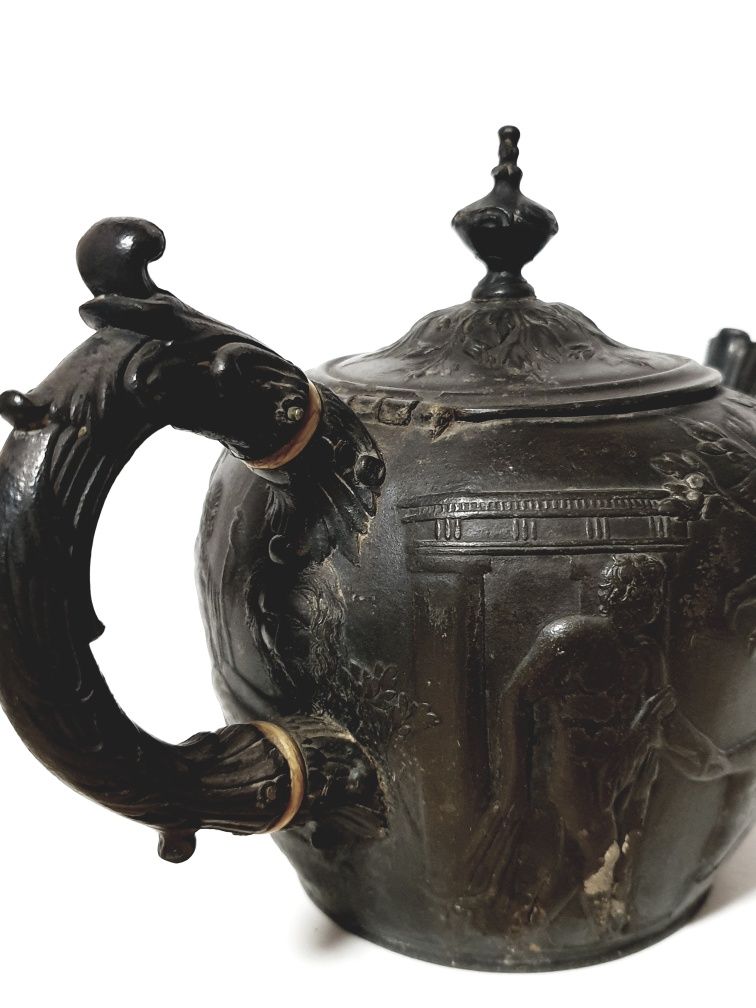 Raro antigo bule de chá em estanho inglês de 1845 marcado