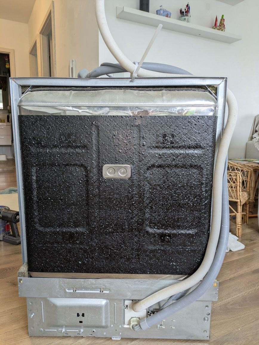 Zmywarka Whirlpool WP 122 błąd E4 F4