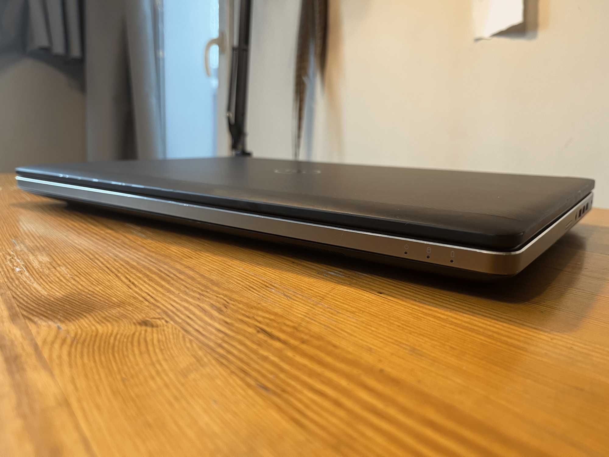 Laptop Dell Precision 7720 i7-7820HQ 32GB 1,5TB QUADRO P3000