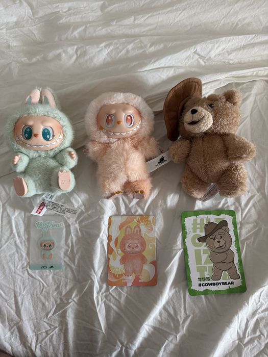 Labubus e Tedd originais