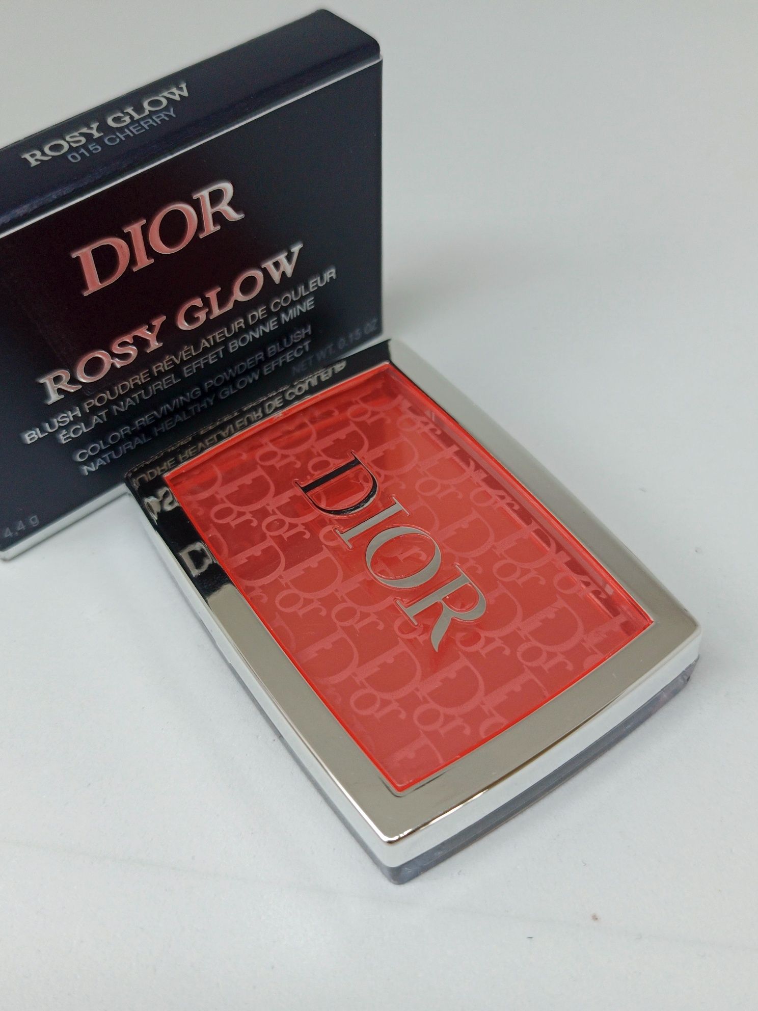Dior Rosy Glow 015 Cherry – róż o intensywnym, świeżym kolorze