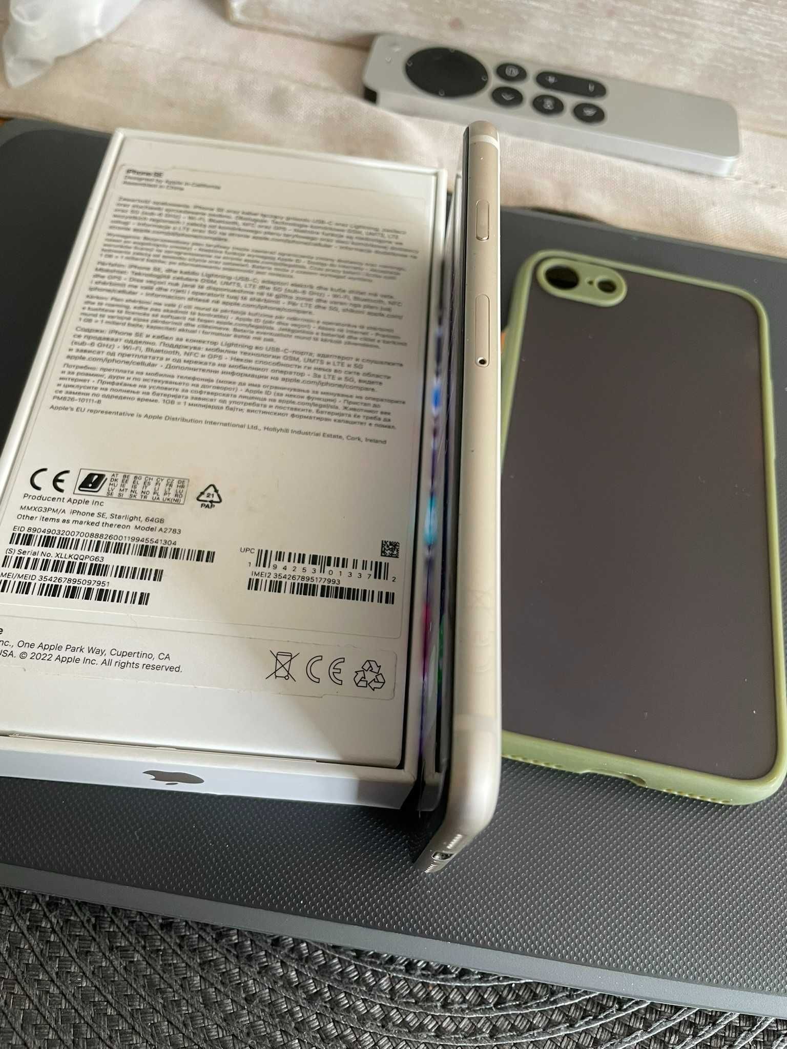 iPhone SE 2022 biały jak nowy