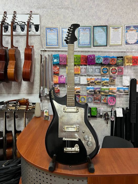 Електрогітара Розпродаж від 2795 грн. Налаштовані Майстром