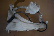 zbiorniczek spryskiwaczy XENON VOLVO V50 S40 09r