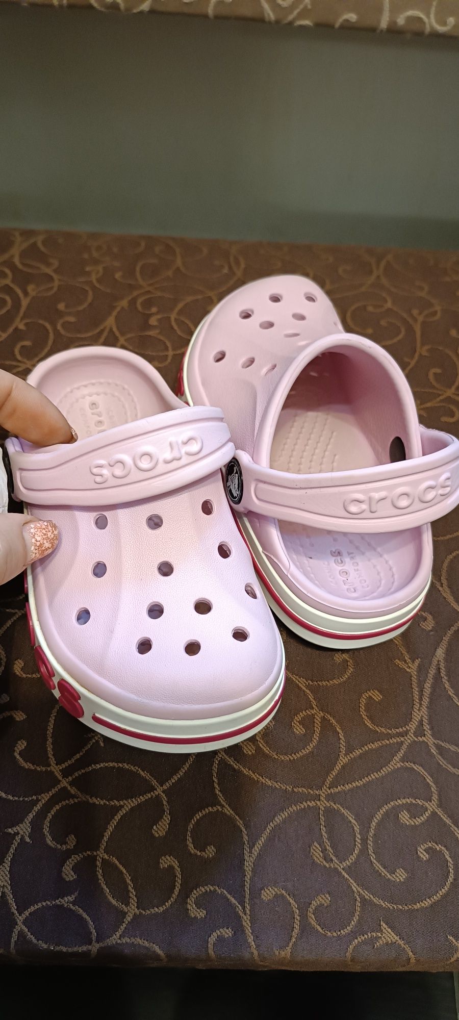 Crocs на девочку длинна стопы 15 см. (2-3 года)