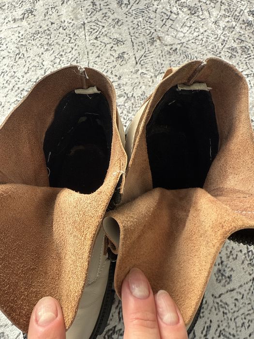 Бежеві черевики шкіряні 36 розмір