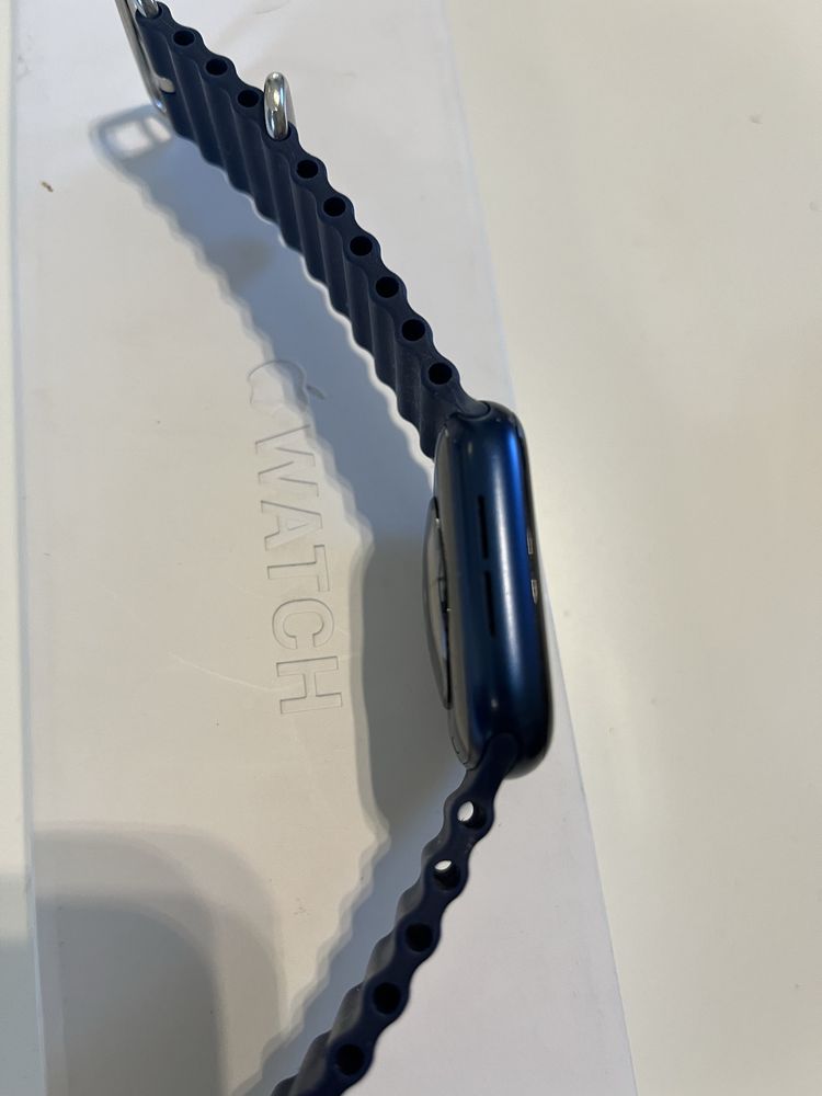 Apple Watch 6, 44 mm