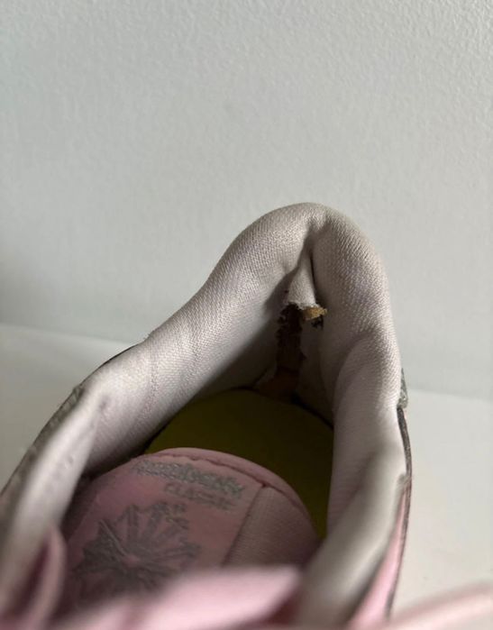 Różowe sneakersy Reeboki