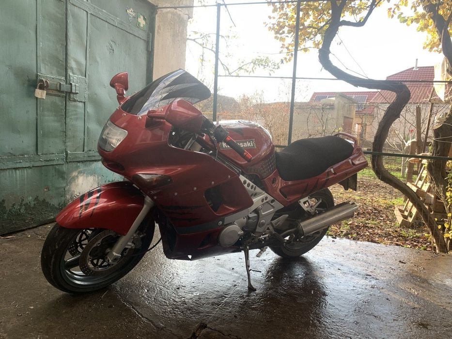 Кавасаки ззр 400 01г