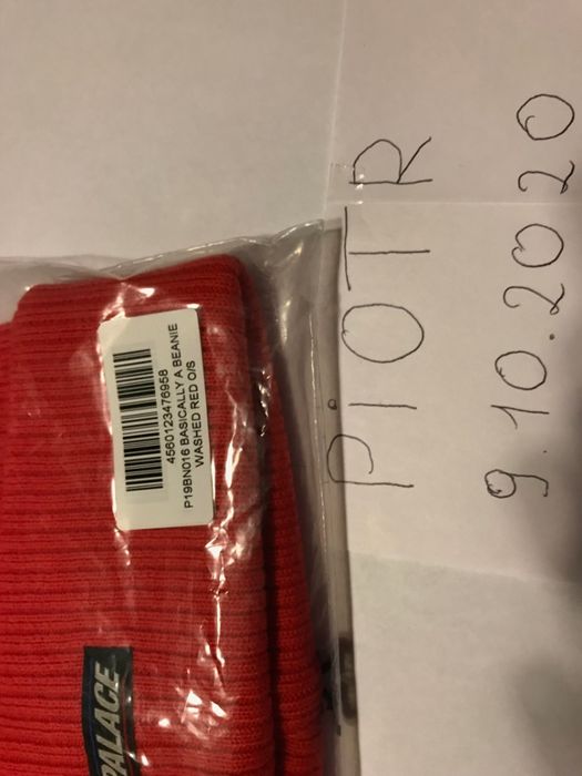 czerwona czapka palace beanie