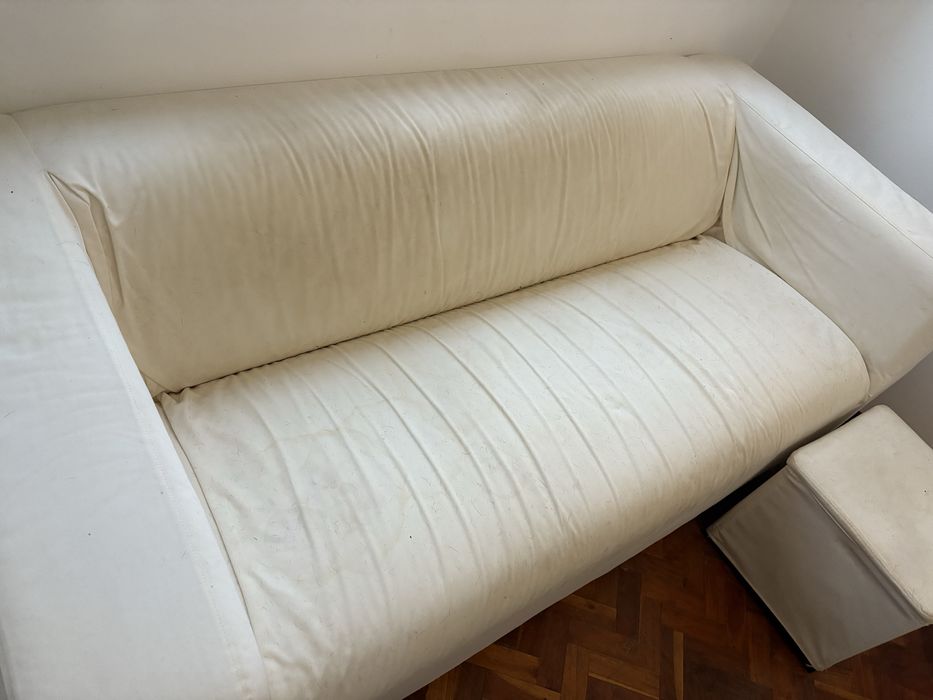 Klippan Sofa com Puff