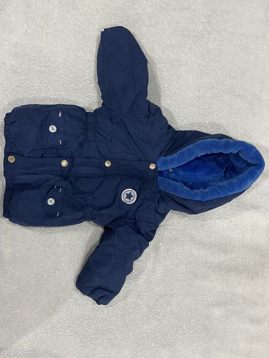 Продам детскую зимнюю курточку