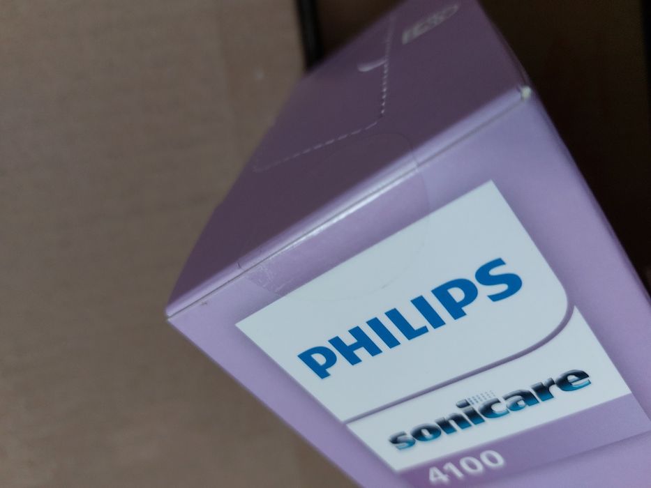 Електрична зубна щітка Philips Sonicare 4100 Series. NEW!