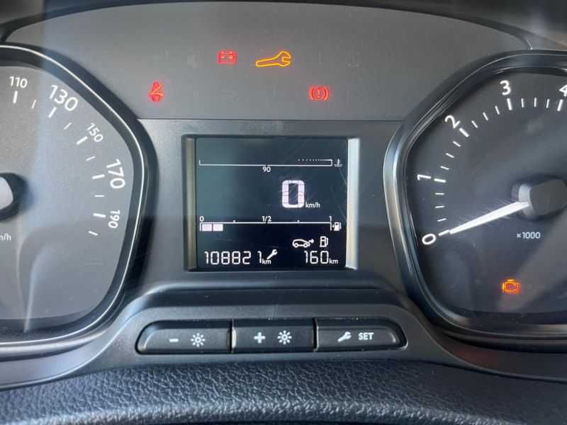 TOYOTA PROACE  2.0D 122KM Brygadówka 6 os