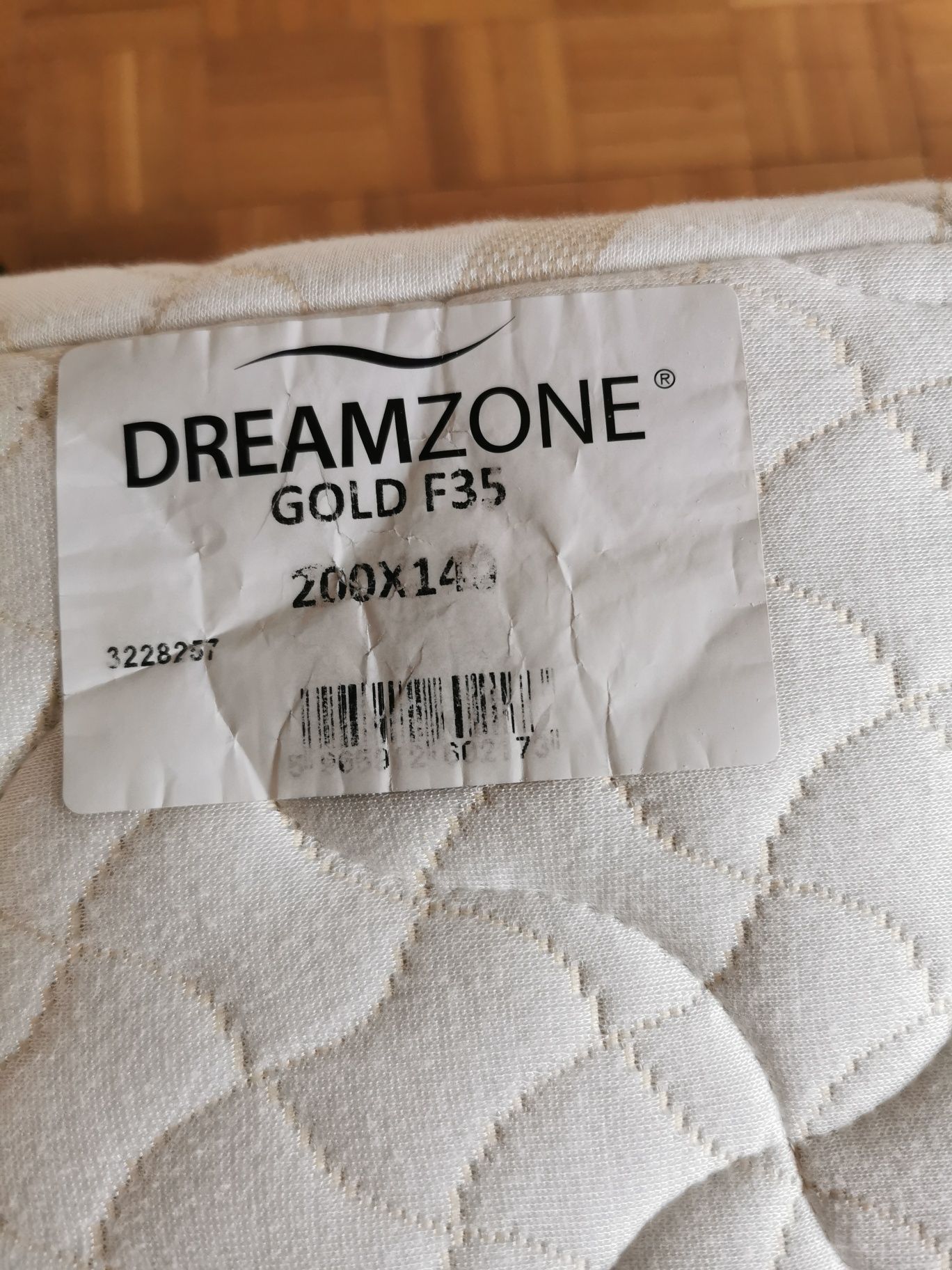 Materac piankowy DREAMZONE Gold f35 200cmx140cmx15cm