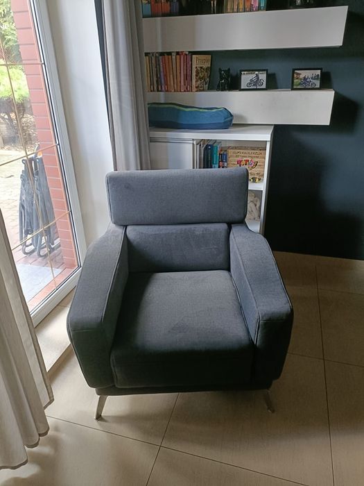 Sofa CAPELLA, 3-osobowa + Fotel + 2 Pufy