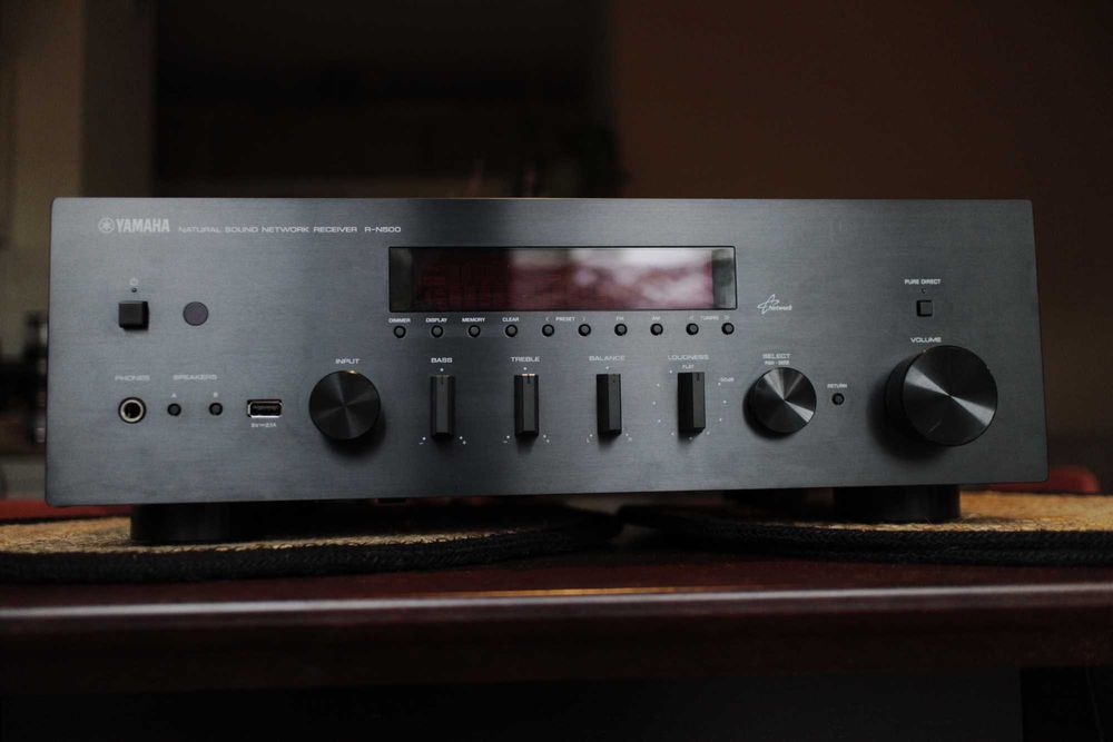 Amplituner Yamaha R-N500 Airplay / Spotify / Stereo
