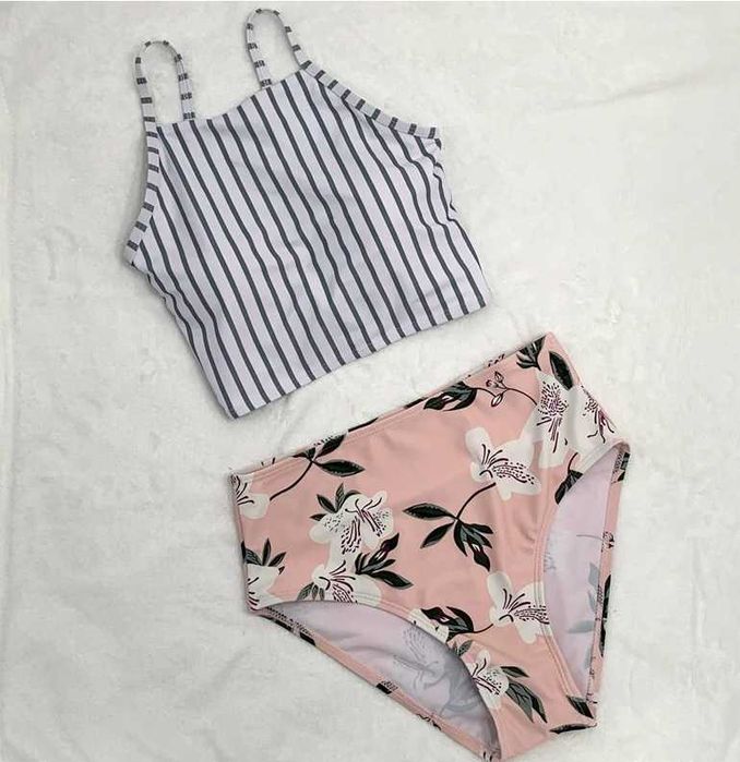 роздільний  купальник з високими трусиками