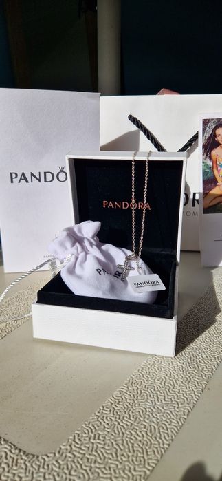 Colar Pandora Original, com pingente em forma de cruz