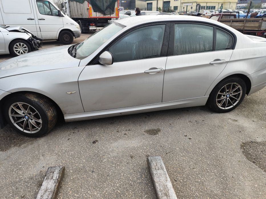 BMW E90 (peças) 2011
