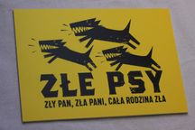 Tabliczka ZŁE PSY na PCV, różna ilość psów, 2 sztuki