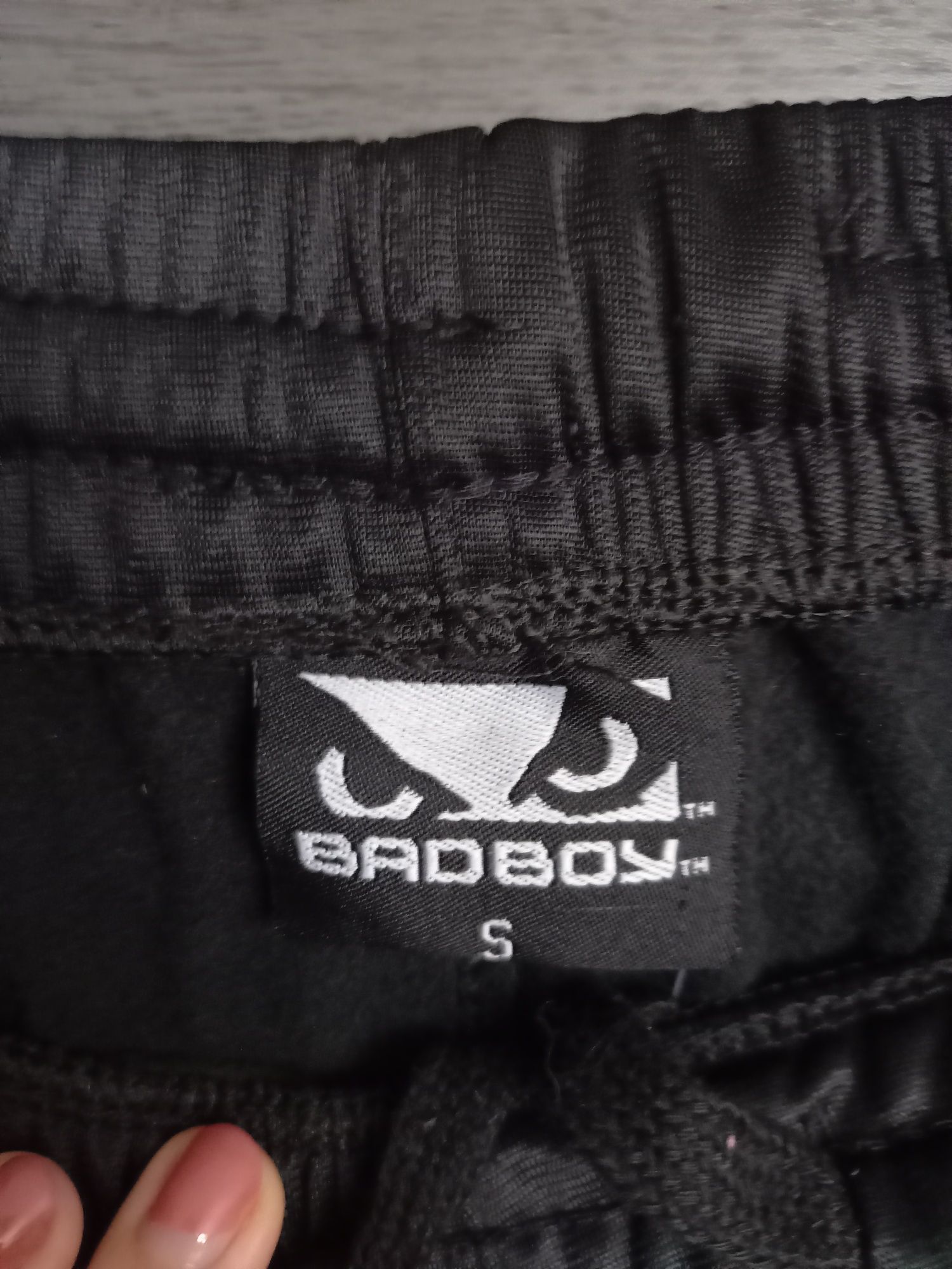 Spodnie dresowe badboy