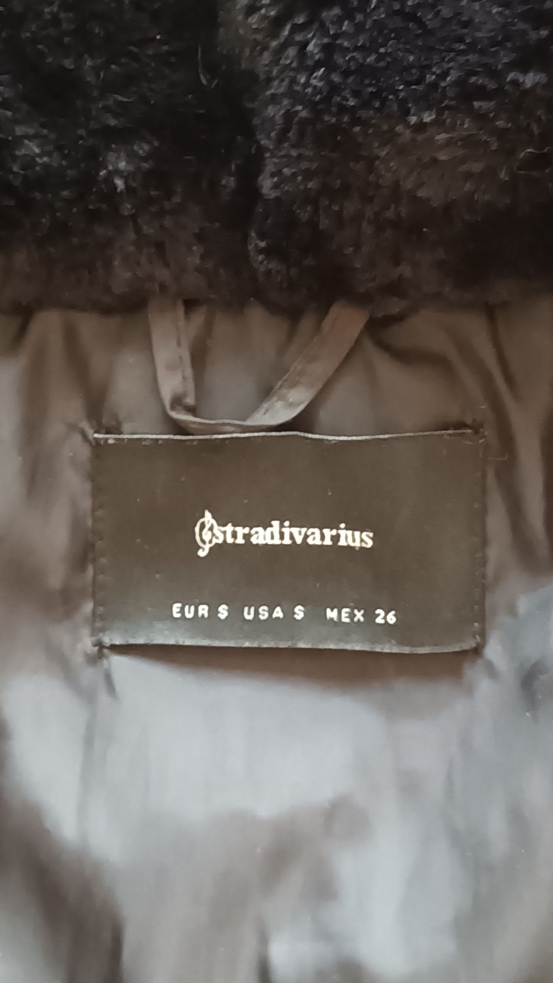 Kurtka zimowa Stradivarius
