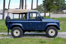 Land Rover Defender 90 SW 2.4 CRD S