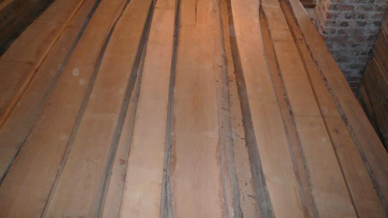 Дошка вільха (необрізна, суха, столярна, 32 мм та 52 мм)