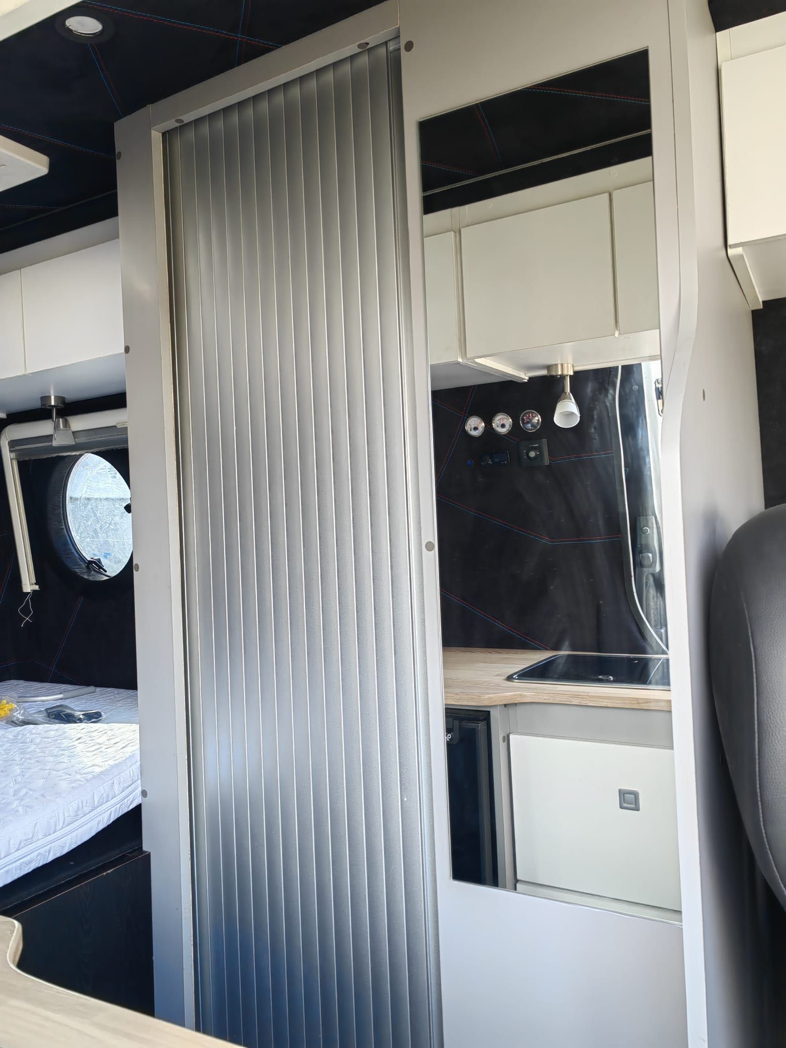 Mercedes Sprinter  – CAMPERVAN 4 miejsca