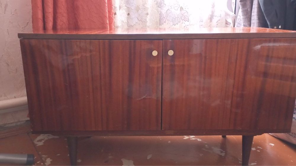 Шафа , трюмо, тумба