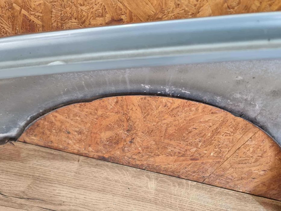 BMW e39 błotnik prawy przód schiefergruen org lakier zdrowy