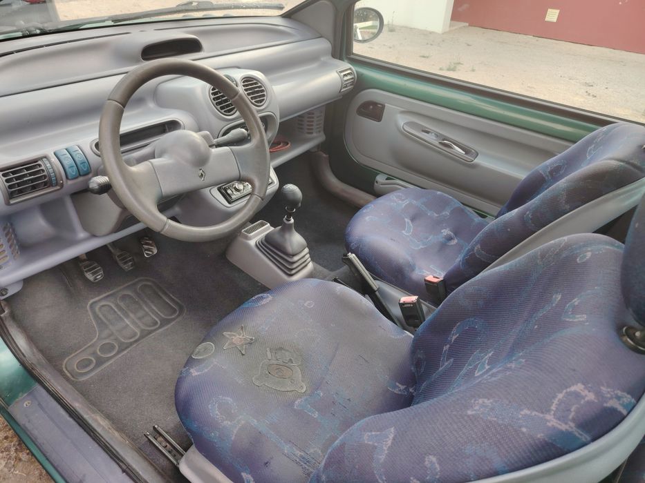Renault Twingo MK1 com teto abrir
