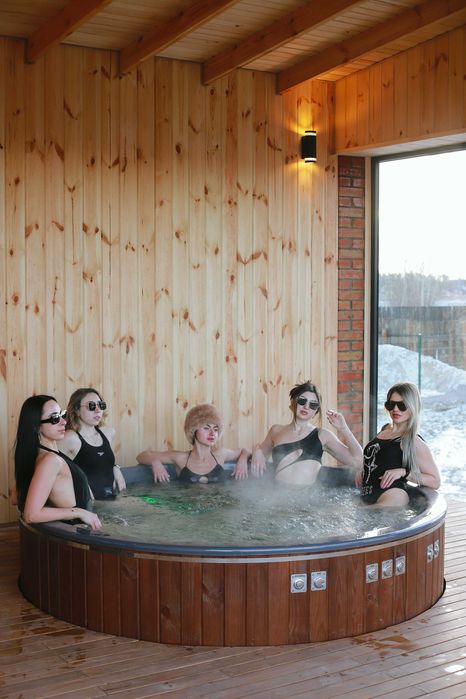 Будинок подобово | Басейн з підігрівом | Чан | Джакузі | Сауна |