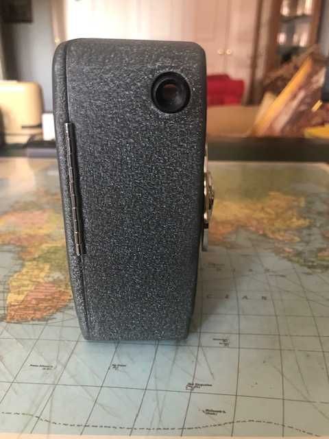 Maquina de filmar vintage, marca Jelco Automatic 8, antiquíssima