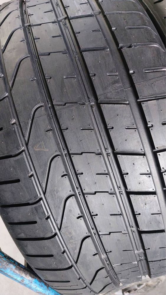 265/40/19 R19 Pirelli PZero TM 2шт новые