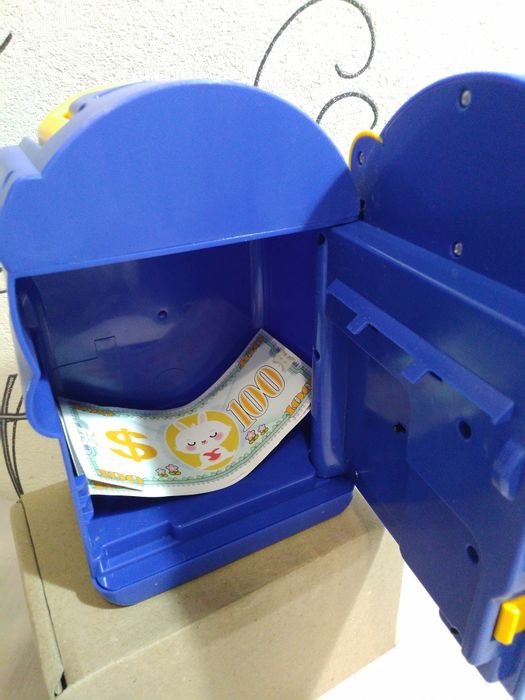 Сейф скарбничка копілка дитячий