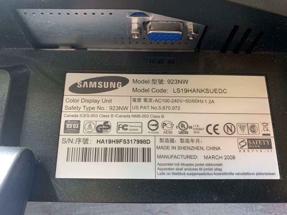 Монитор 19" Samsung 923NW, lcd, VGA, в отличном состоянии