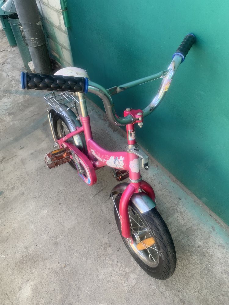 Велосипед для девочки. колеса 12 дюймов