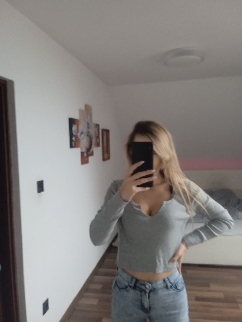Szary crop top dekolt łódka bluzka bluza sweter sweterek bawełna S M L