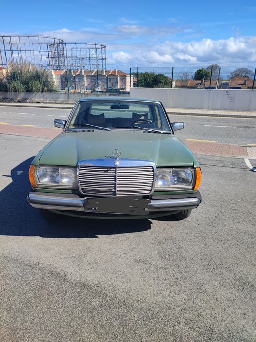 Mercedes Benz 300D