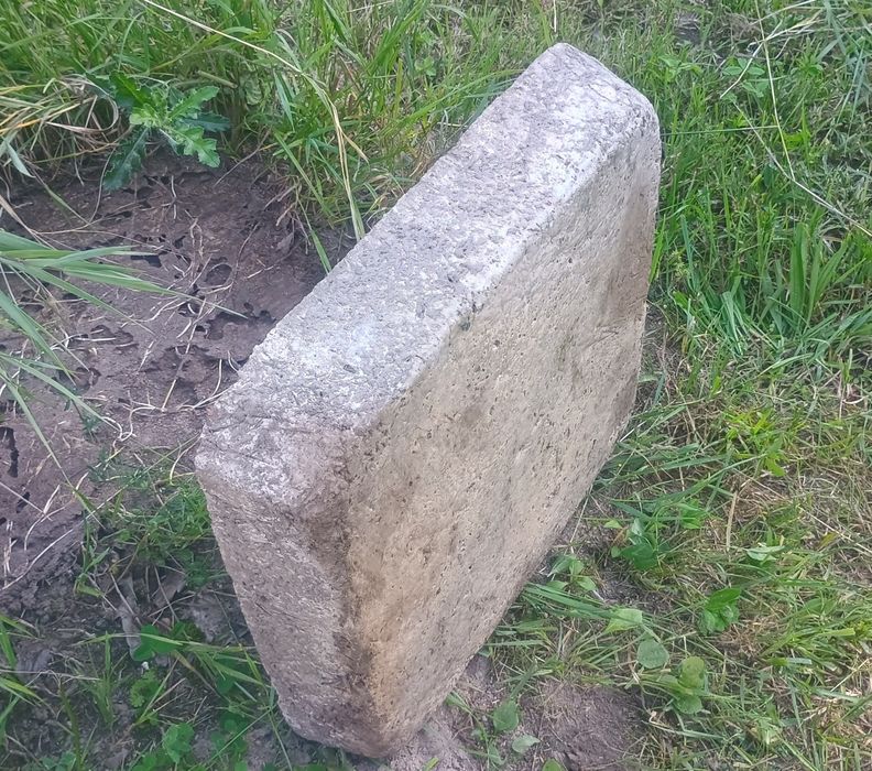 Wyłaz betonowy, pokrywa betonowa, wieko do studni, kręgu, 50x50cm