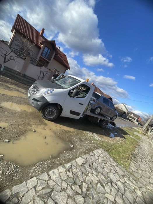 Послуги евакуатора Renault master 2016